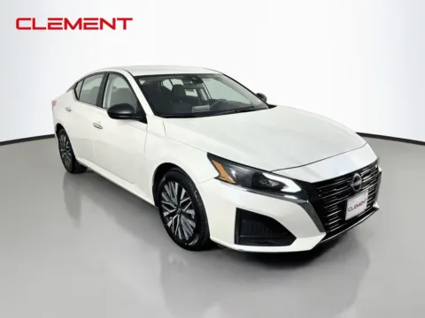More photos of 2025 Nissan Altima 2.5 SV at Clement Pre-Owned Florissant, MO