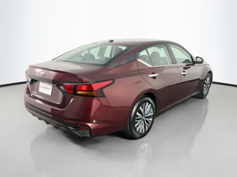 More photos of 2025 Nissan Altima 2.5 SV at Clement Pre-Owned Florissant, MO