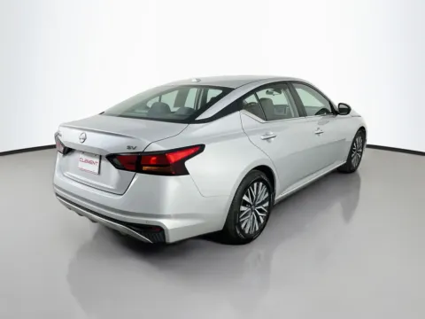 More photos of 2024 Nissan Altima 2.5 SV at Clement Pre-Owned Florissant, MO