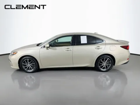 More photos of 2017 Lexus ES 350 at Clement Pre-Owned Florissant, MO