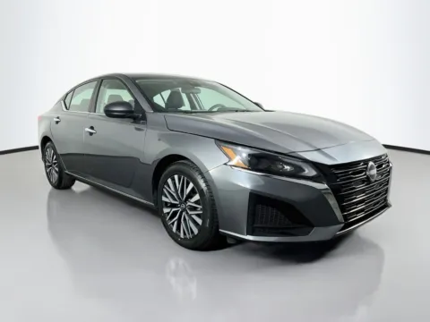 Another view of 2025 Nissan Altima 2.5 SV for sale in Florissant, MO at Clement Pre-Owned Florissant