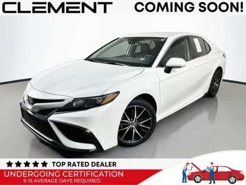 White 2023 Toyota Camry SE for sale in Florissant, MO