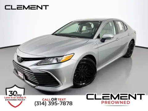 Silver 2023 Toyota Camry XLE for sale in Florissant, MO