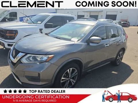 Gray 2020 Nissan Rogue SV for sale in Florissant, MO