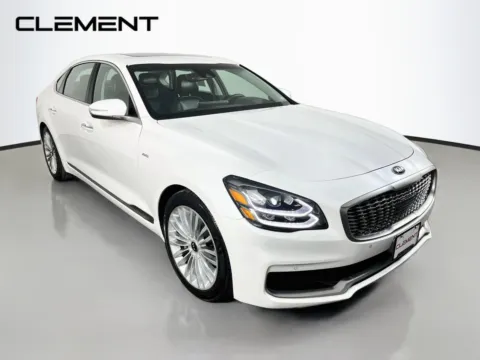 More photos of 2019 Kia K900 Luxury at Clement Pre-Owned Florissant, MO