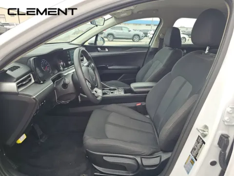 More photos of 2022 Kia K5 LX at Clement Pre-Owned Florissant, MO