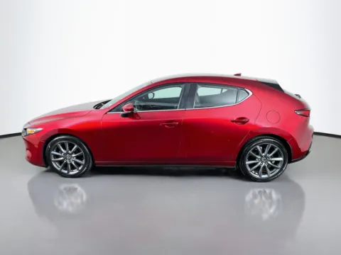 More photos of 2019 Mazda Mazda3 Preferred at Clement Pre-Owned Florissant, MO