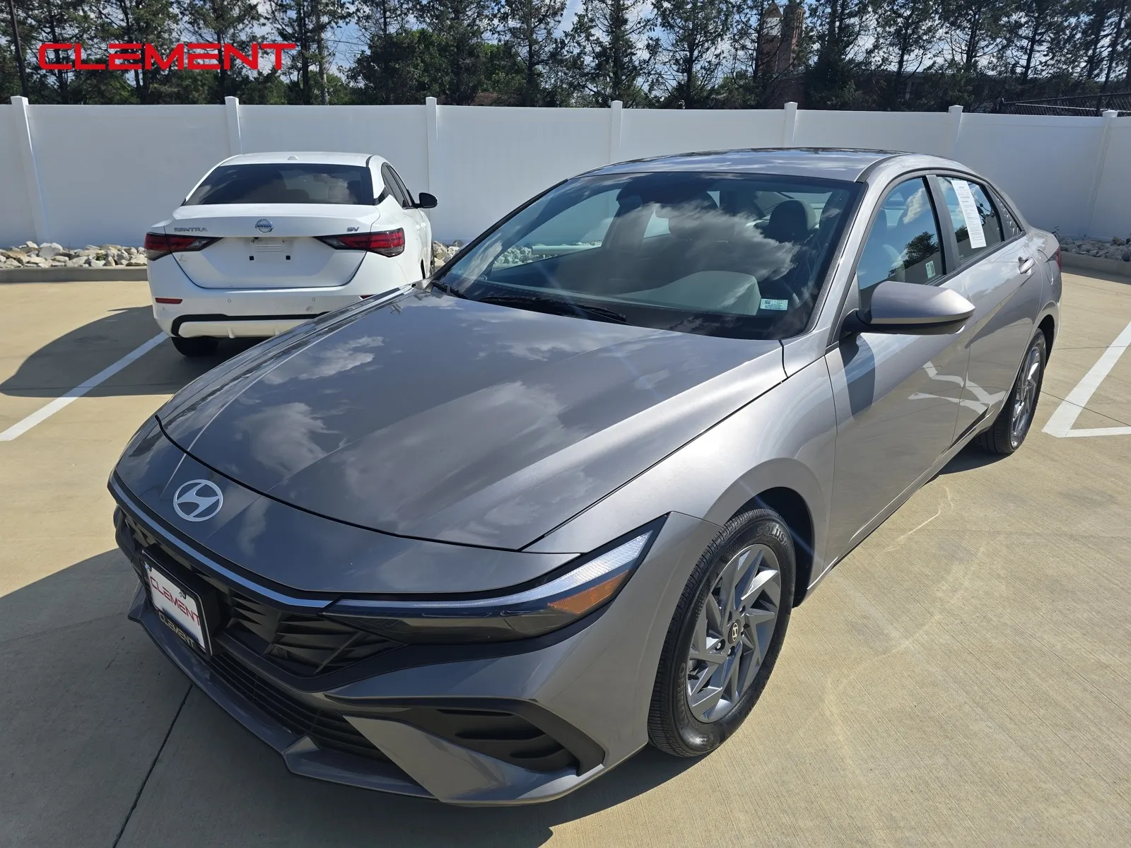 Gray 2024 Hyundai Elantra SEL for sale in Florissant, MO
