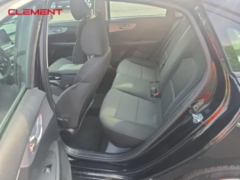 More photos of 2022 Kia Forte LXS at Clement Pre-Owned, MO