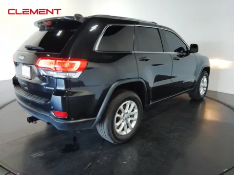 More photos of 2016 Jeep Grand Cherokee Laredo at Clement Pre-Owned, MO
