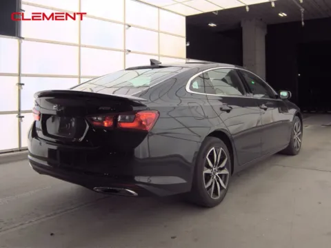 More photos of 2022 Chevrolet Malibu RS at Clement Pre-Owned, MO