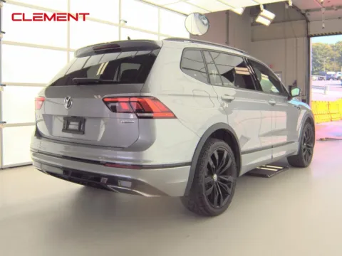 More photos of 2021 Volkswagen Tiguan 2.0T SE R-Line Black at Clement Pre-Owned, MO