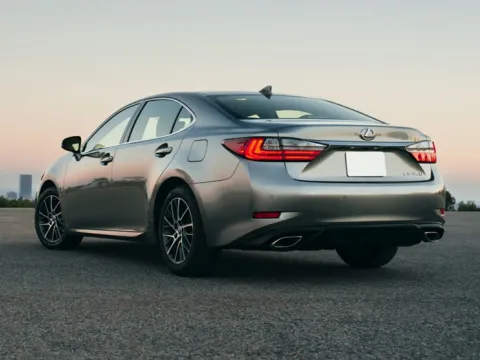 Silver 2018 Lexus ES 350 for sale in Florissant, MO