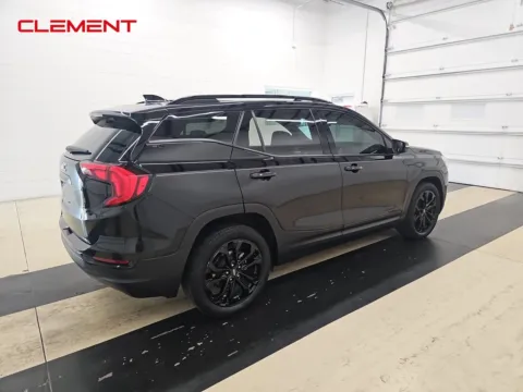 More photos of 2020 GMC Terrain SLT at Clement Pre-Owned, MO