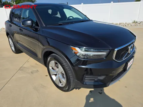 Another view of 2020 Volvo XC40 Momentum for sale in Florissant, MO at Clement Pre-Owned