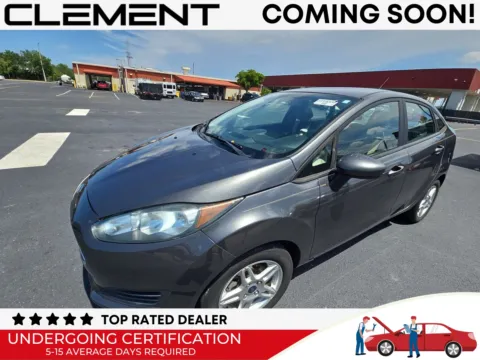 Gray 2019 Ford Fiesta SE for sale in Florissant, MO