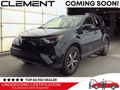 Green 2018 Toyota RAV4 XLE for sale in Florissant, MO