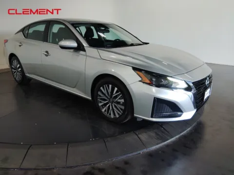 Another view of 2023 Nissan Altima 2.5 SV for sale in Florissant, MO at Clement Pre-Owned