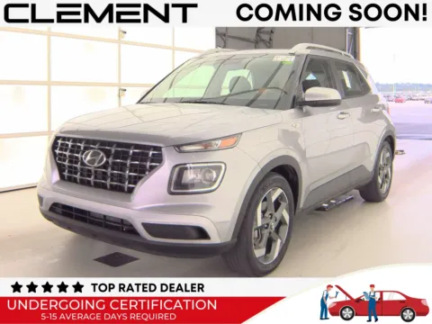 Silver 2024 Hyundai Venue SEL for sale in Florissant, MO