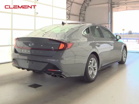 More photos of 2023 Hyundai Sonata SEL at Clement Pre-Owned, MO