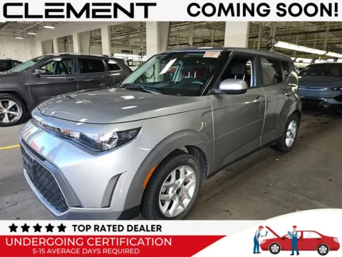 Gray 2023 Kia Soul LX for sale in Florissant, MO