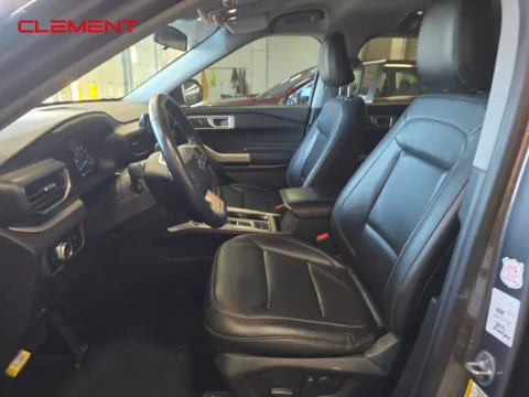 Another view of 2023 Ford Explorer XLT for sale in Florissant, MO at Clement Pre-Owned