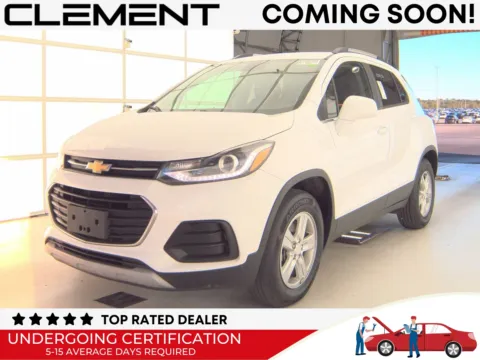 White 2018 Chevrolet Trax LT for sale in Florissant, MO