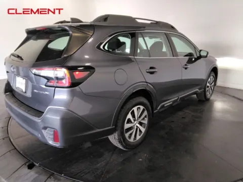 More photos of 2020 Subaru Outback 2.5i at Clement Pre-Owned, MO