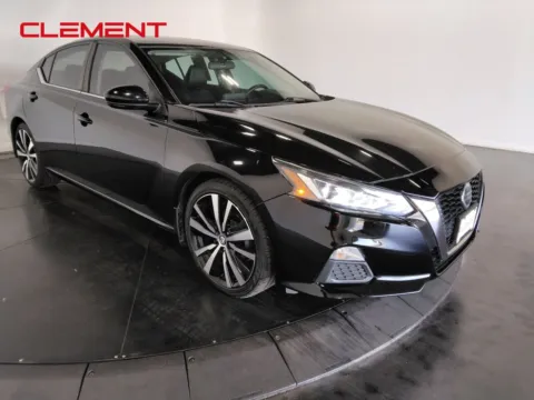 Another view of 2019 Nissan Altima 2.5 SR for sale in Florissant, MO at Clement Pre-Owned