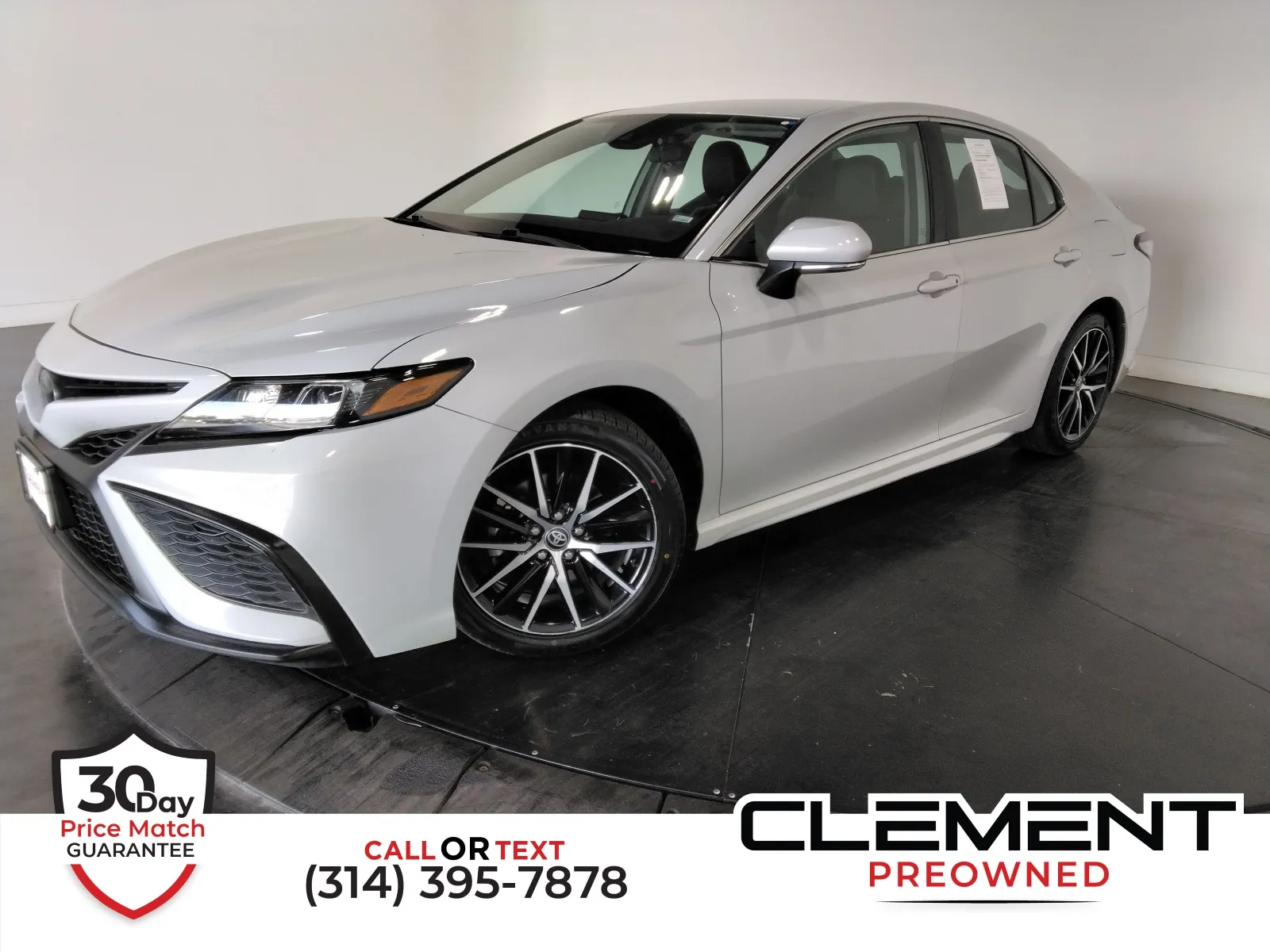 White 2023 Toyota Camry SE for sale in Florissant, MO