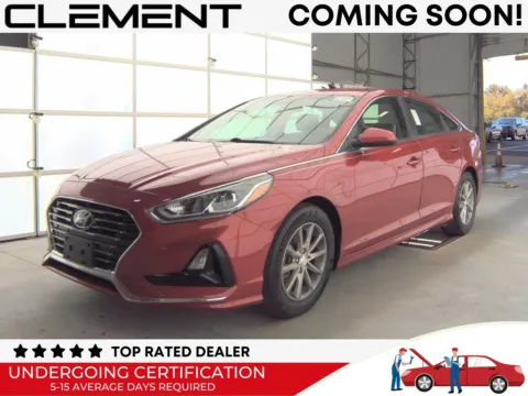 Red 2019 Hyundai Sonata SE for sale in Florissant, MO