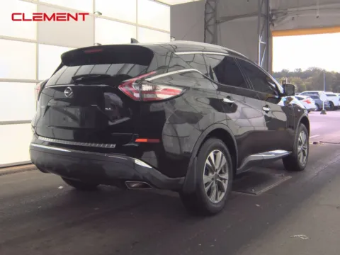 More photos of 2018 Nissan Murano SL at Clement Pre-Owned, MO