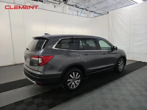 More photos of 2019 Honda Pilot EX-L at Clement Pre-Owned, MO