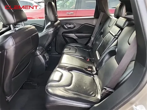 More photos of 2019 Jeep Cherokee Limited at Clement Pre-Owned, MO