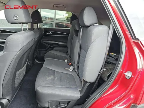 More photos of 2020 Kia Sorento S at Clement Pre-Owned, MO