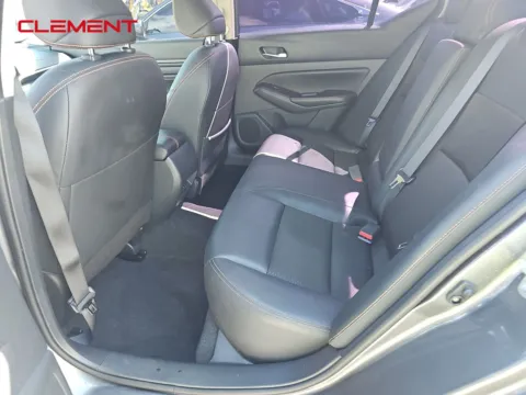 More photos of 2022 Nissan Altima 2.5 SR at Clement Pre-Owned, MO