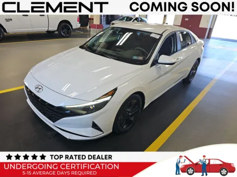 White 2022 Hyundai Elantra SEL for sale in Florissant, MO