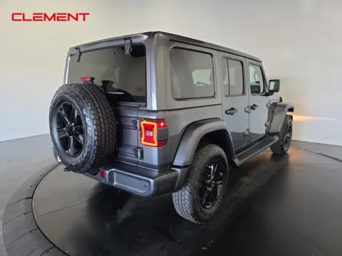 More photos of 2021 Jeep Wrangler Unlimited Sahara Altitude at Clement Pre-Owned, MO