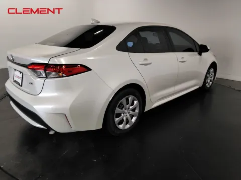 More photos of 2021 Toyota Corolla LE at Clement Pre-Owned, MO