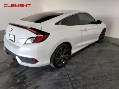 More photos of 2019 Honda Civic Sport at Clement Pre-Owned, MO