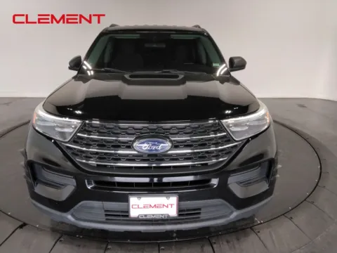 Photos of 2022 Ford Explorer XLT for sale in Florissant, MO at Clement Pre-Owned
