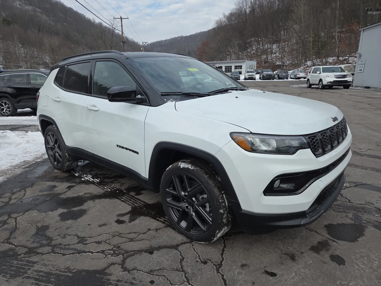 2026 Jeep Compass Limited Altitude's photo