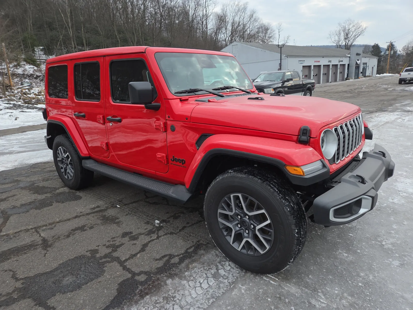 2025 Jeep Wrangler 4-Door Sahara's photo