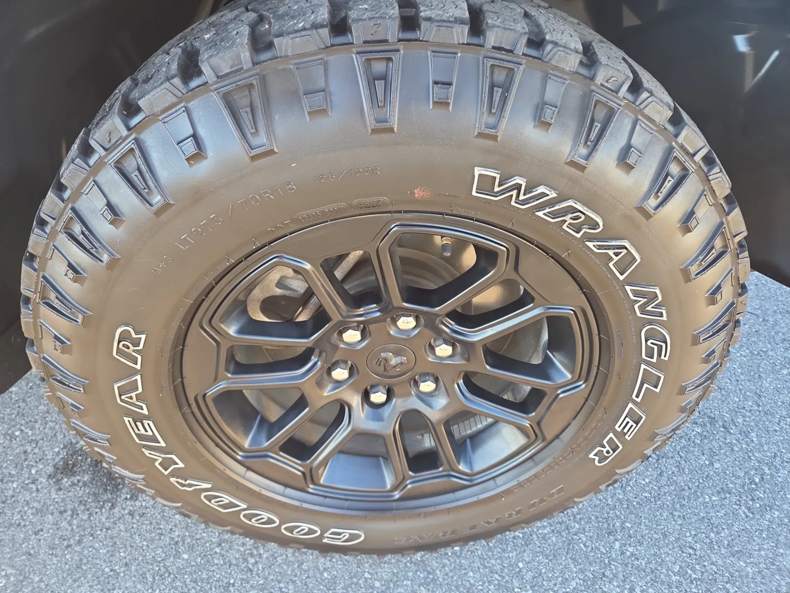 2025 RAM Ram 1500 Pickup Rebel - Photo 8