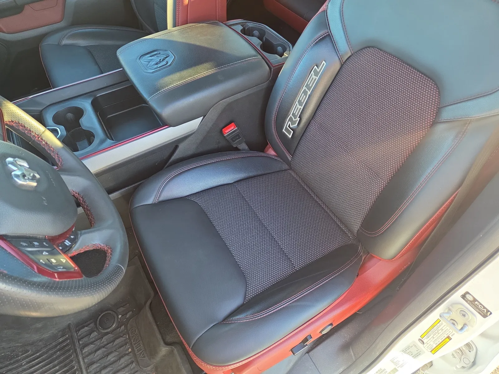 2025 RAM Ram 1500 Pickup Rebel - Photo 12