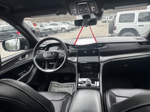 More photos of 2024 Jeep Grand Cherokee L Limited at Outten Chrysler Dodge Jeep Ram of Tamaqua, PA