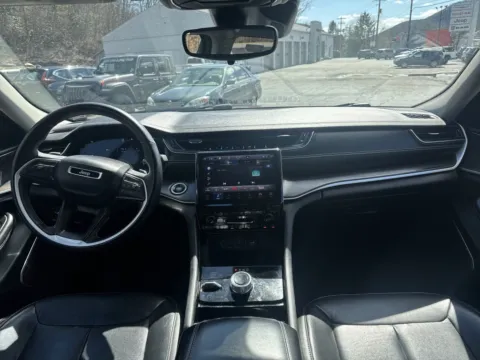 More photos of 2021 Jeep Grand Cherokee L Limited at Outten Chrysler Dodge Jeep Ram of Tamaqua, PA