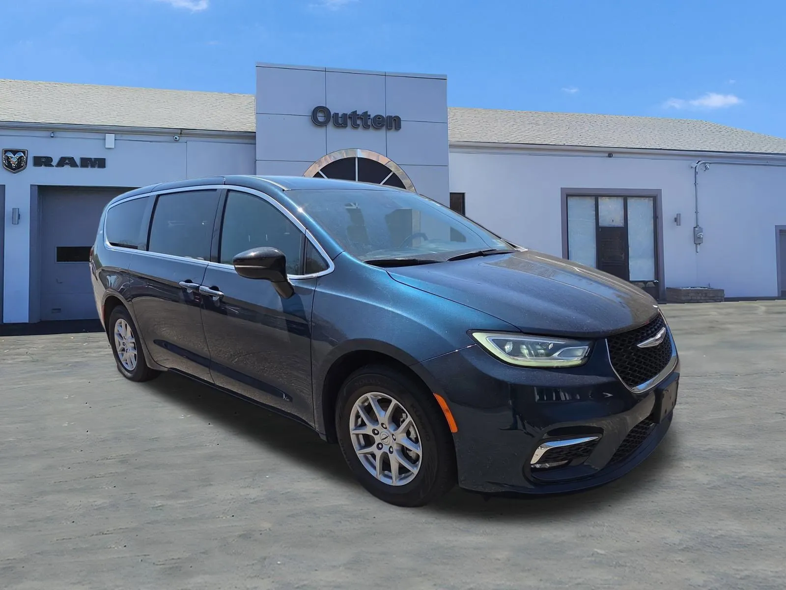 2025 Chrysler Pacifica