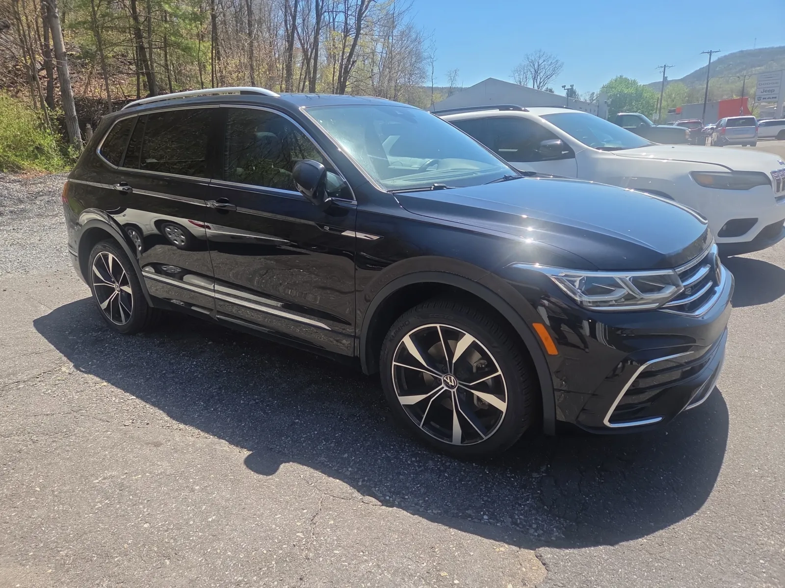 2022 Volkswagen Tiguan SEL R-LINE