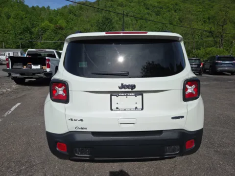 More photos of 2020 Jeep Renegade Latitude at Outten Chrysler Dodge Jeep Ram of Tamaqua, PA
